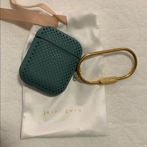 Brand new Janet Gwen air pod case